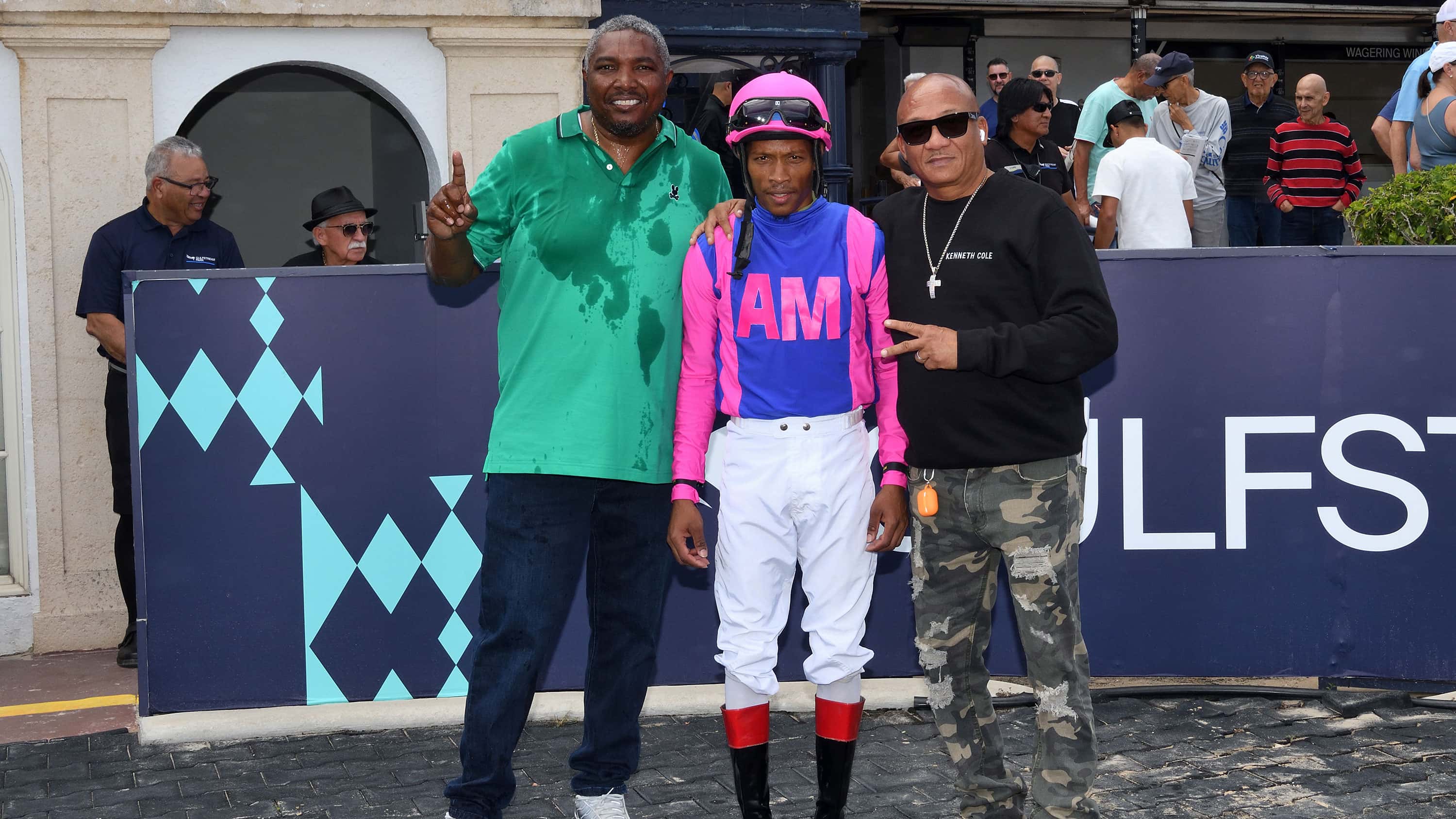 Christopher-Hall-left-1st-training-win2