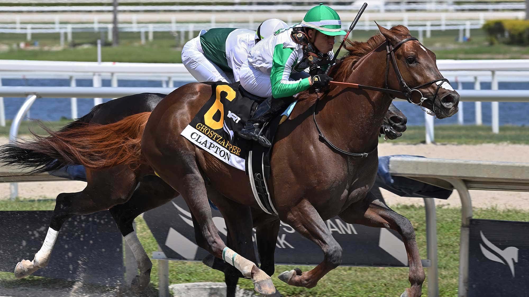 Clapton Pulls Off 21-1 Upset in G3 Ghostzapper