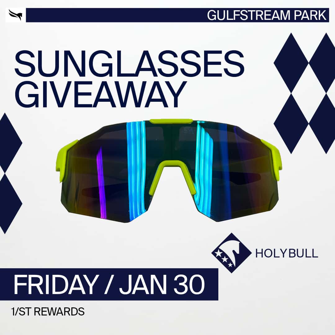 Sunglasses-Giveaway-1080x1080 background asset