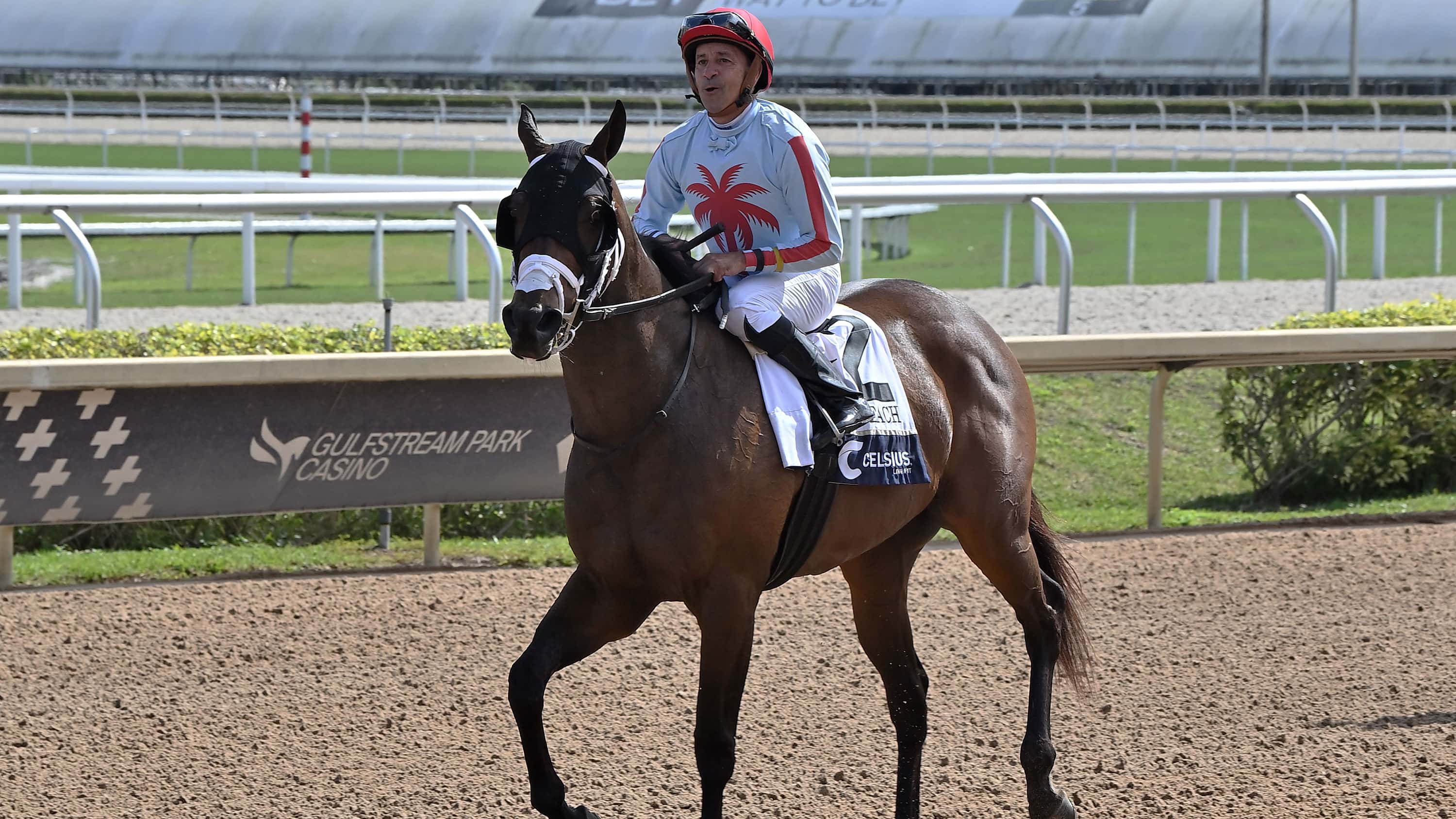 Miss Mary Nell Stretches Back Out for $100,000 Powder Break